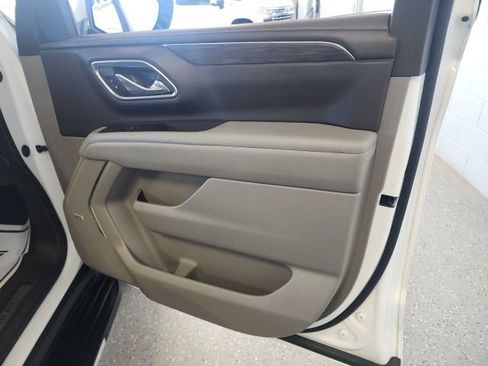 Used 2024 Chevrolet Suburban LT AWD/4WD image 26