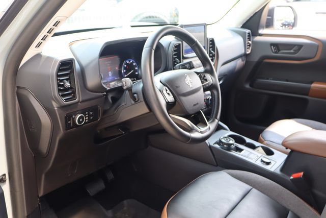 Certified 2024 Ford Bronco Sport Outer Banks w/ Tech Package AWD/4WD image 13