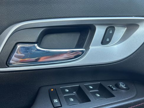 Used 2014 Chevrolet Equinox LT w/ Driver Convenience Package image 23