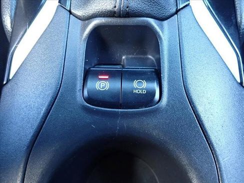 Used 2023 Toyota Corolla Cross LE w/ Moonroof Package AWD/4WD image 20