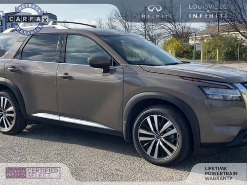 Used 2024 Nissan Pathfinder Platinum w/ Cargo Package image 2