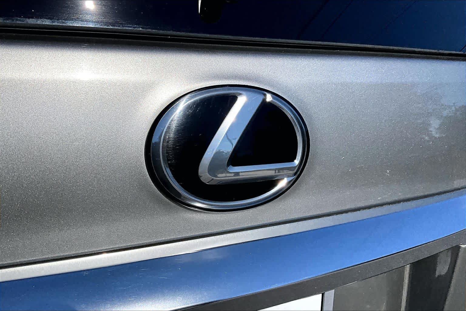 Used 2020 Lexus GX 460 Premium w/ Premium Package AWD/4WD image 30