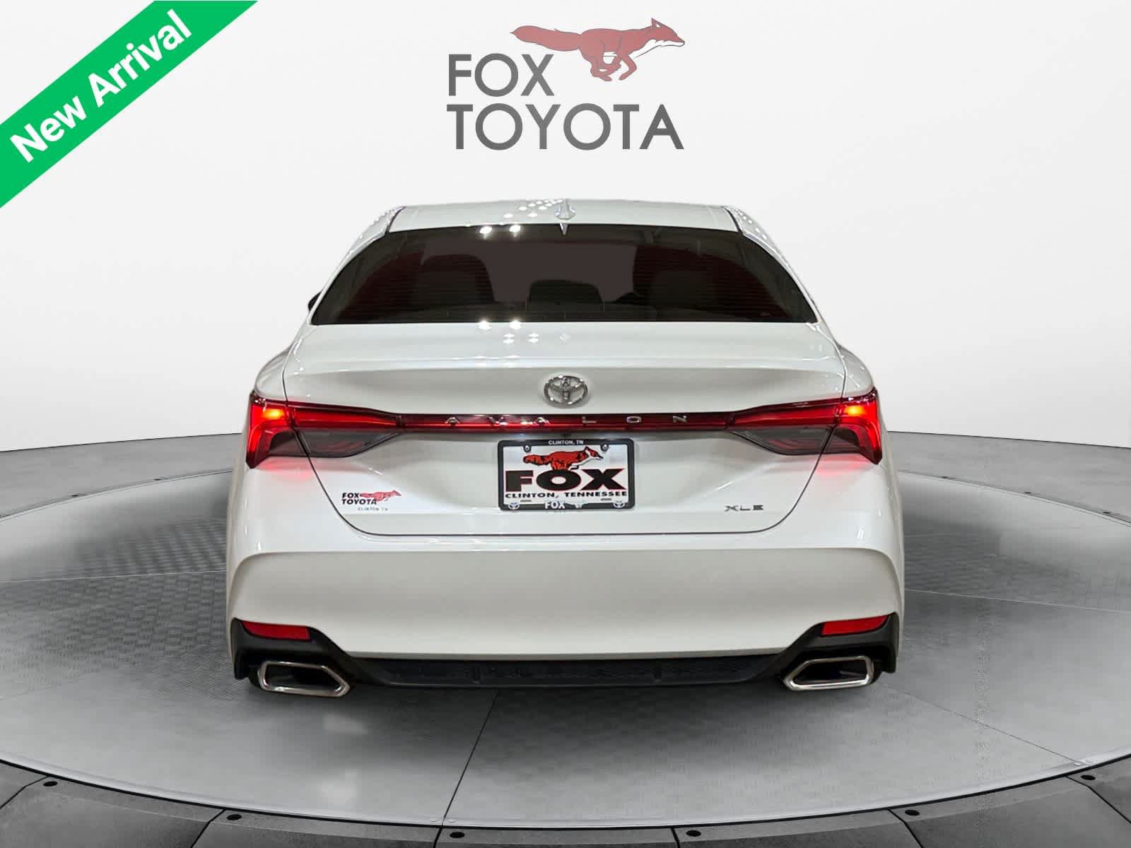Used 2021 Toyota Avalon XLE FWD image 5