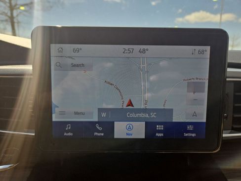 Used 2023 Ford Explorer Limited image 44