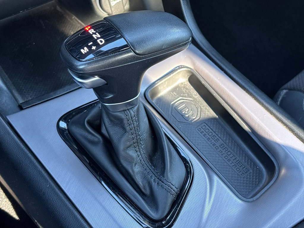 Used 2022 Dodge Charger R/T w/ Plus Group RWD image 25