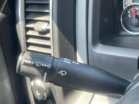 Used 2017 RAM 1500 Big Horn AWD/4WD image 29