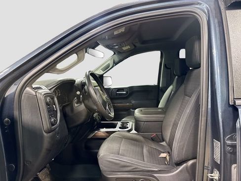 Used 2019 Chevrolet Silverado 1500 LT Trail Boss AWD/4WD image 18