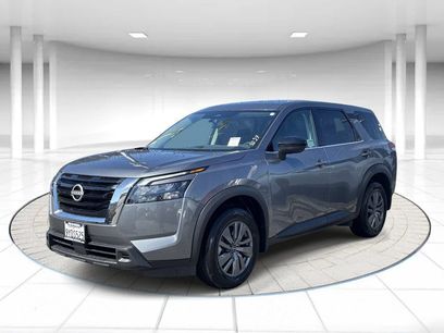 Certified 2025 Nissan Pathfinder S