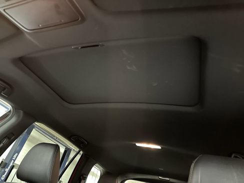 Used 2022 Honda Passport EX-L image 16