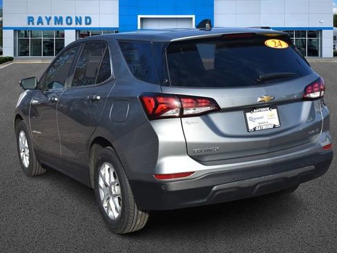 Used 2024 Chevrolet Equinox LT image 6