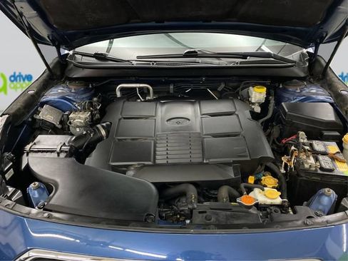 Used 2019 Subaru Outback 3.6R Limited AWD/4WD image 13