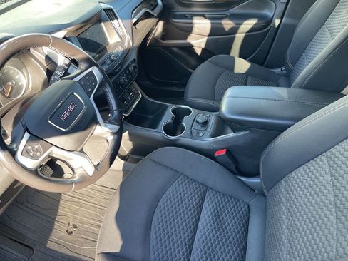 Used 2018 GMC Terrain SLE w/ Driver Convenience Package image 16