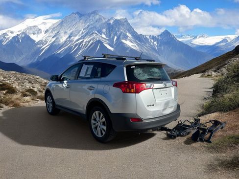 Used 2013 Toyota RAV4 Limited AWD/4WD image 3