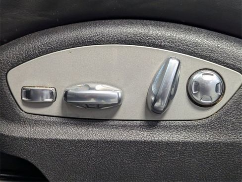 Used 2021 Porsche Macan GTS image 11