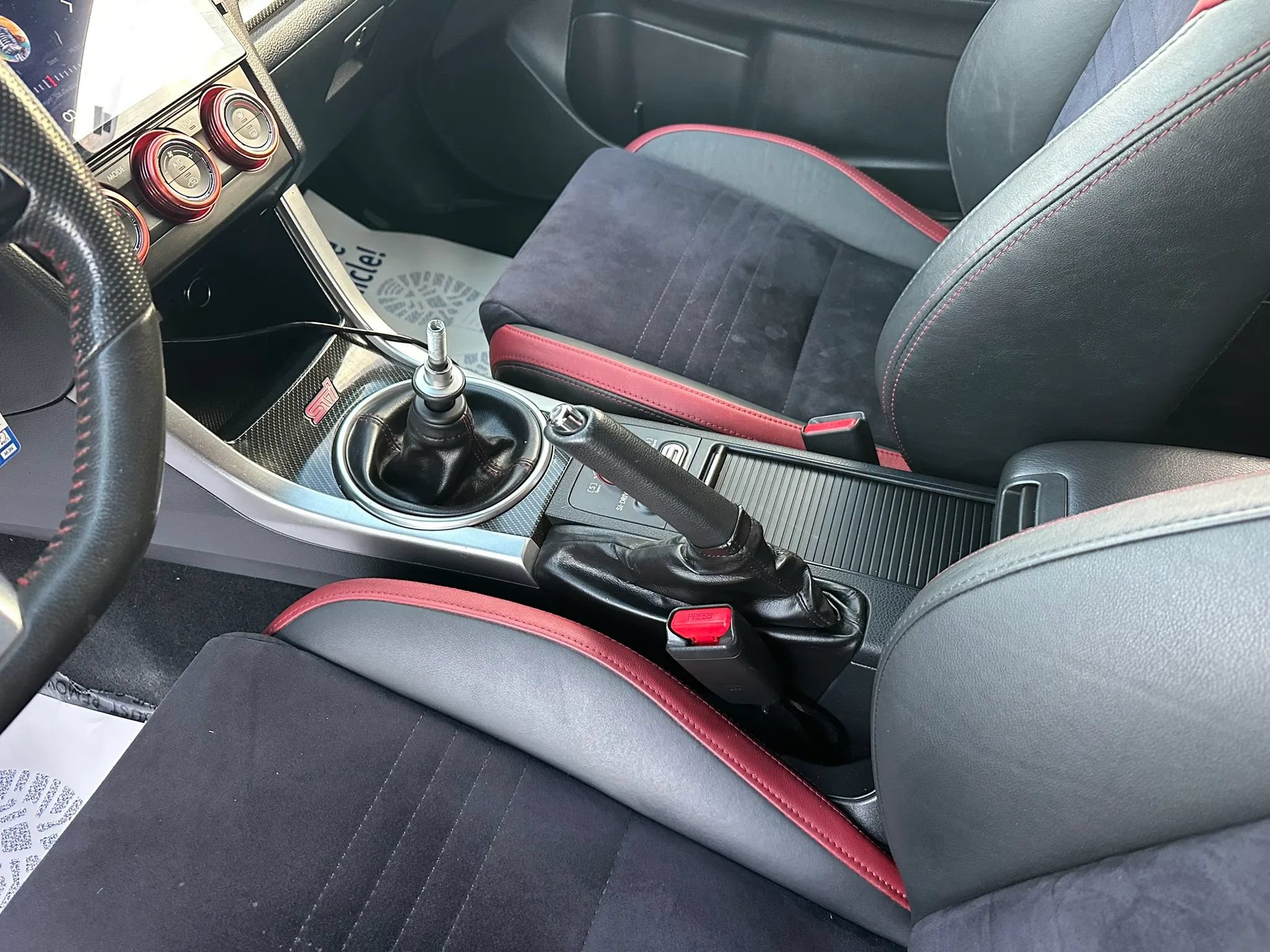Used 2016 Subaru WRX STI AWD/4WD image 21