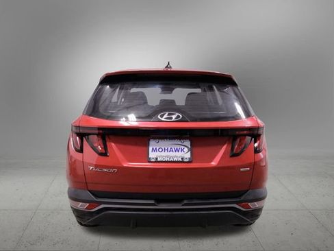 Used 2023 Hyundai Tucson SE image 5