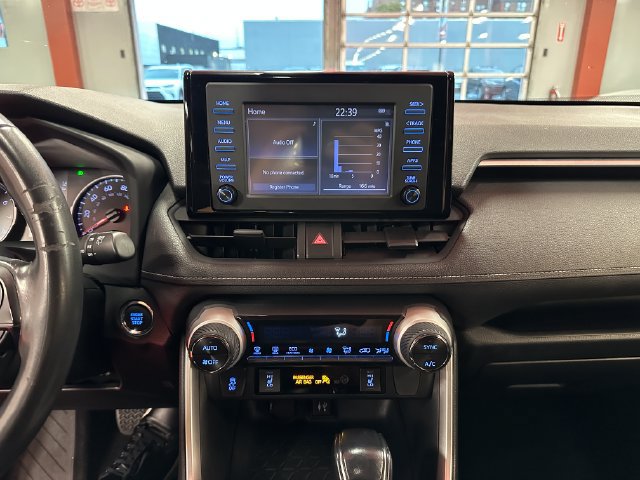 Used 2019 Toyota RAV4 XLE w/ Convenience Package AWD/4WD image 23