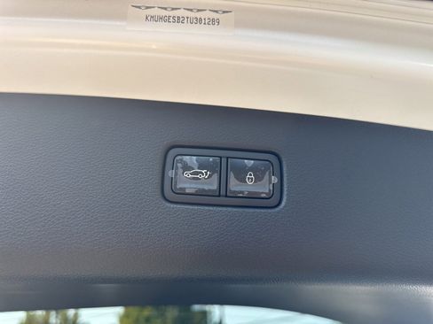 New 2026 Genesis GV80 2.5T Select image 16