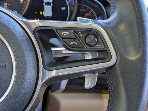 Used 2018 Porsche Cayenne image 29