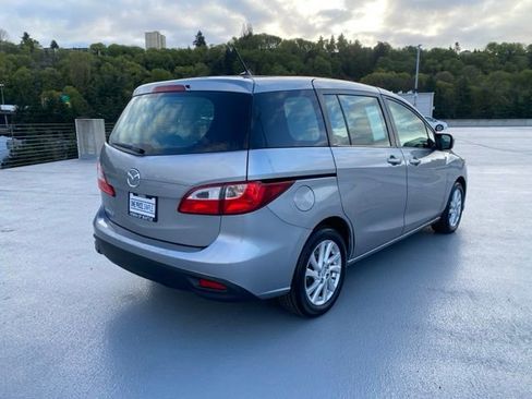 Used 2012 MAZDA MAZDA5 Sport FWD image 8