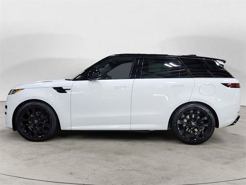 New 2025 Land Rover Range Rover Sport Dynamic SE image 2