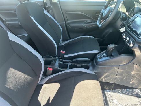 Used 2025 Nissan Versa S w/ Trunk Package FWD image 12