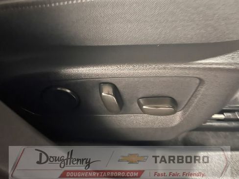 Used 2021 Buick Envision Avenir w/ Technology Package II FWD image 39