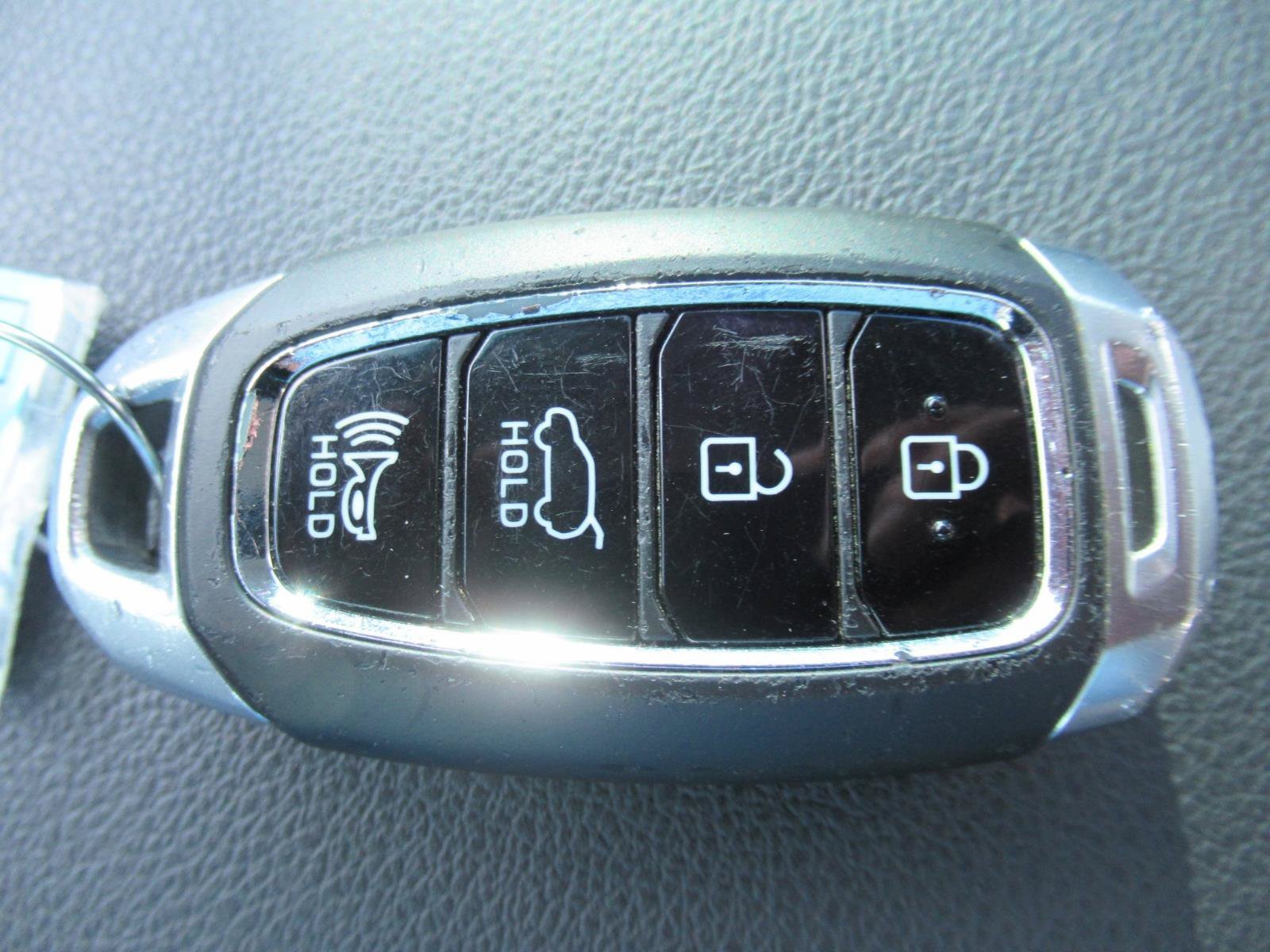 Used 2020 Hyundai Kona Limited FWD image 35