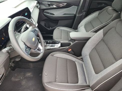 New 2025 Chevrolet TrailBlazer LT w/ Convenience Package image 9