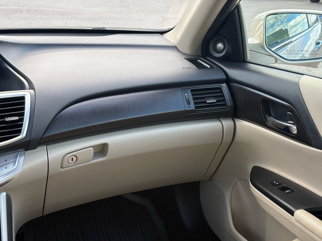 Used 2015 Honda Accord EX-L image 13