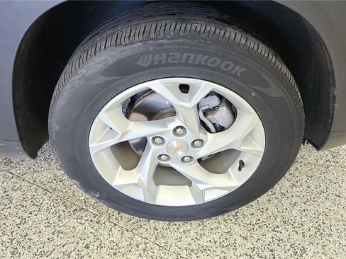 Used 2024 Chevrolet Trax LS w/ LS Convenience Package FWD image 13