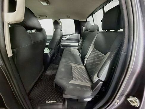 Used 2018 Toyota Tundra SR5 AWD/4WD image 23