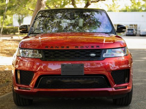 Used 2019 Land Rover Range Rover Sport HSE Dynamic image 4