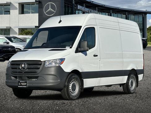 New 2025 Mercedes-Benz Sprinter 2500 image 8