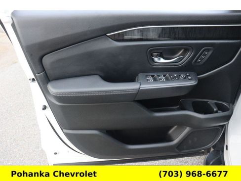 Used 2023 Honda Pilot Elite image 25