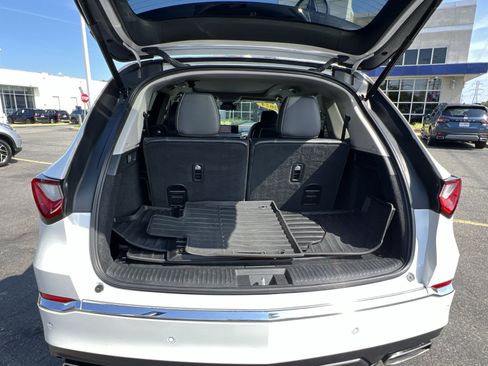 Certified 2024 Acura MDX w/ Technology Package FWD image 24