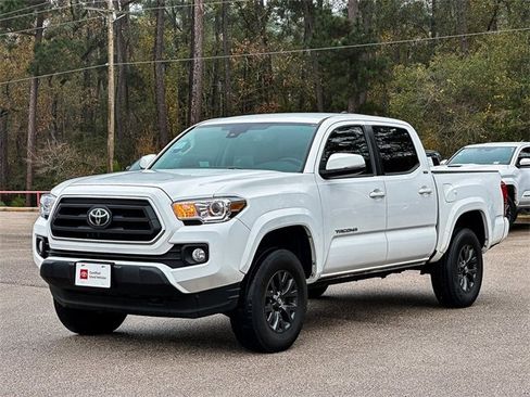 Certified 2023 Toyota Tacoma SR5 image 4