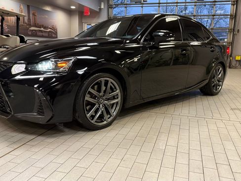 Used 2019 Lexus IS 300 AWD image 2