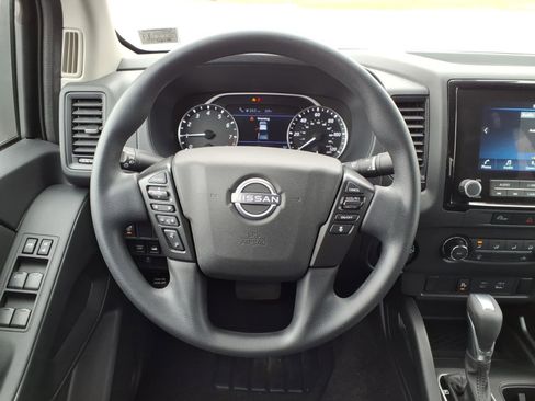 Used 2023 Nissan Frontier S w/ Technology Package image 11