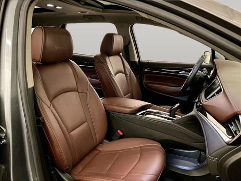 Used 2019 Buick Enclave Avenir w/ Avenir Technology Package image 7