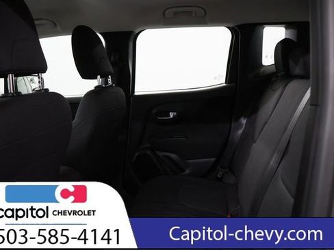 Used 2020 Jeep Renegade Sport FWD image 30