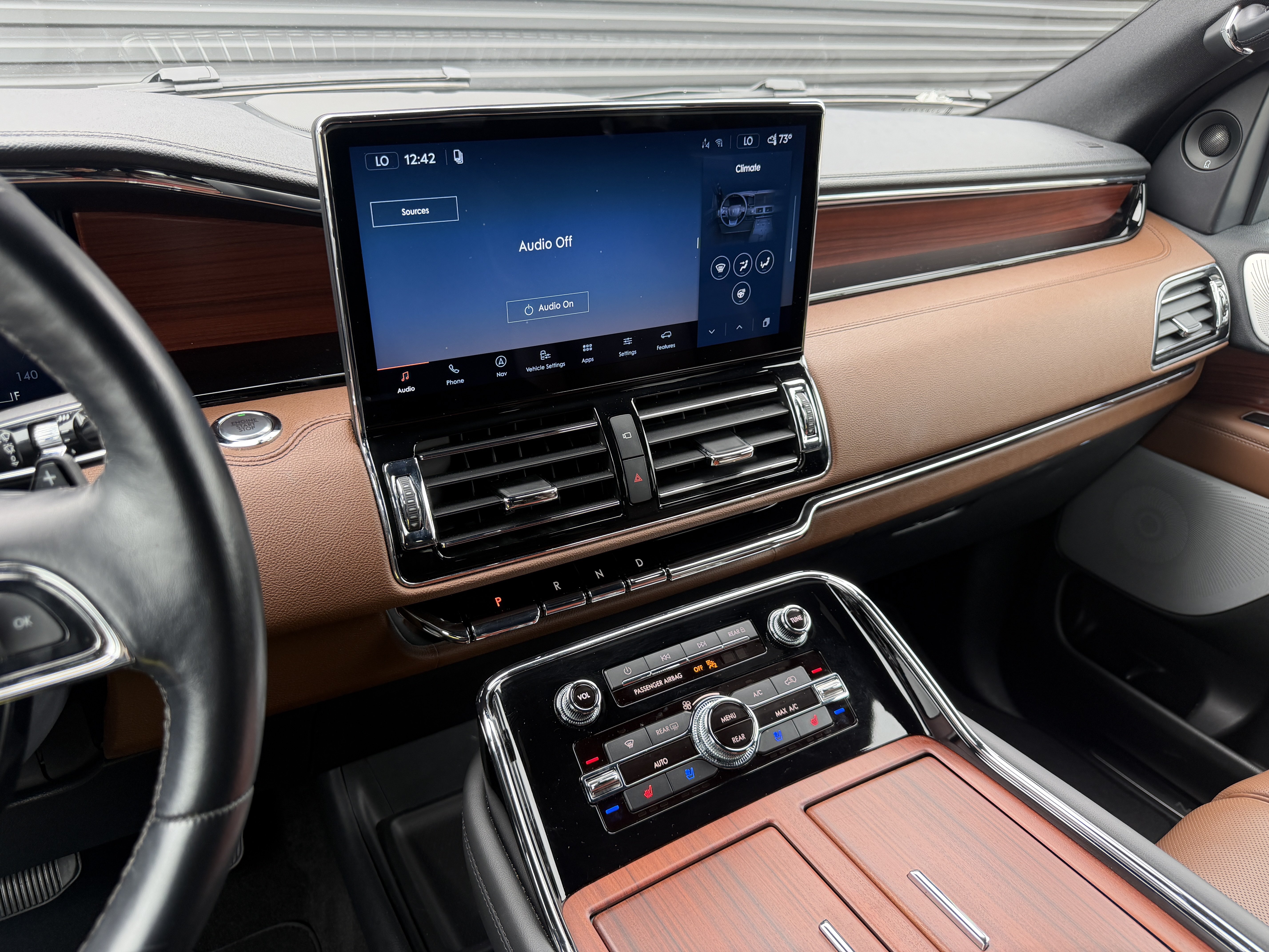 Used 2022 Lincoln Navigator Reserve AWD/4WD image 22