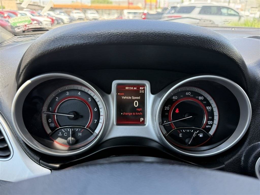 Used 2020 Dodge Journey SE FWD image 26