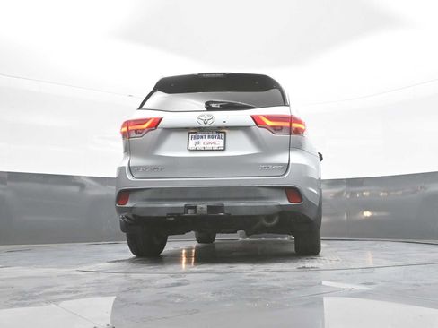 Used 2017 Toyota Highlander XLE AWD/4WD image 43