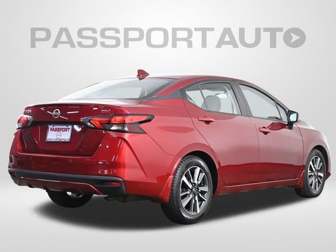 Used 2020 Nissan Versa SV image 10