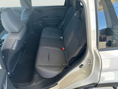 Used 2025 Subaru Forester Premium AWD/4WD image 20