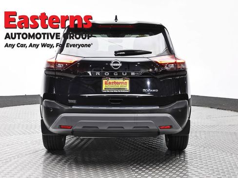 Used 2023 Nissan Rogue SV AWD/4WD image 6