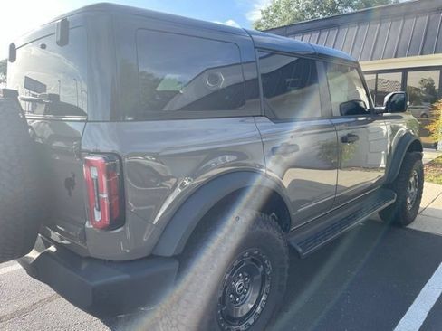 Used 2025 Ford Bronco Outer Banks AWD/4WD image 5