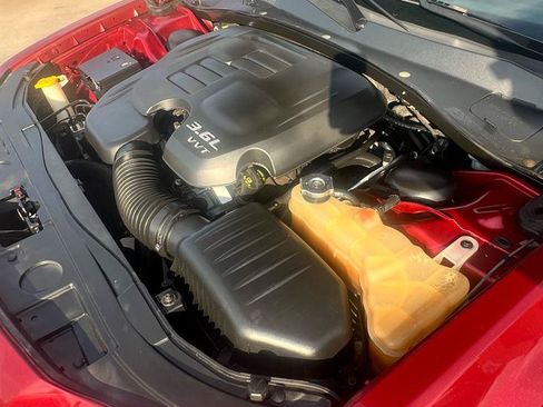 Used 2011 Chrysler 300 Limited RWD image 34