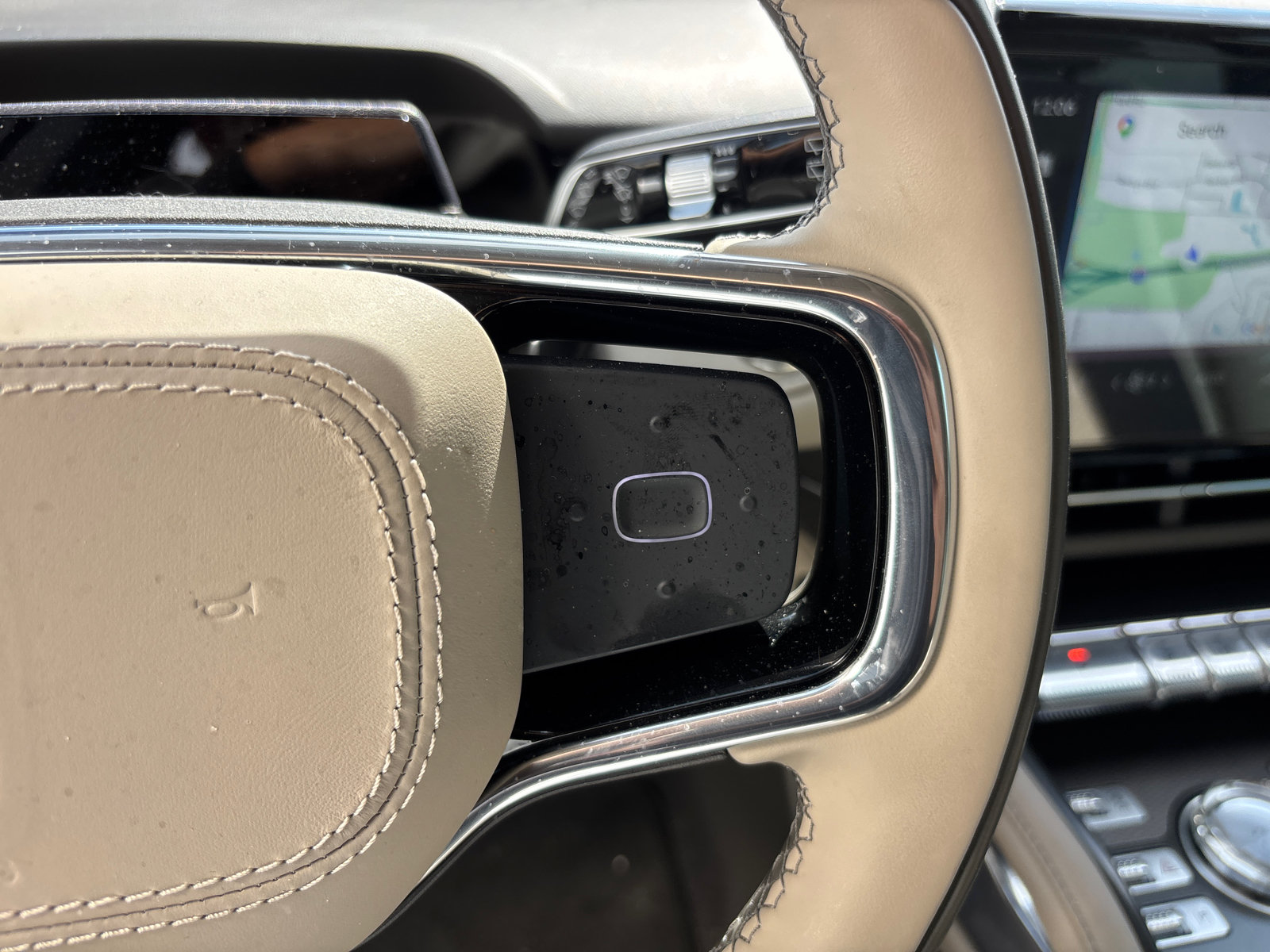 Certified 2025 Lincoln Nautilus Premier AWD/4WD image 17